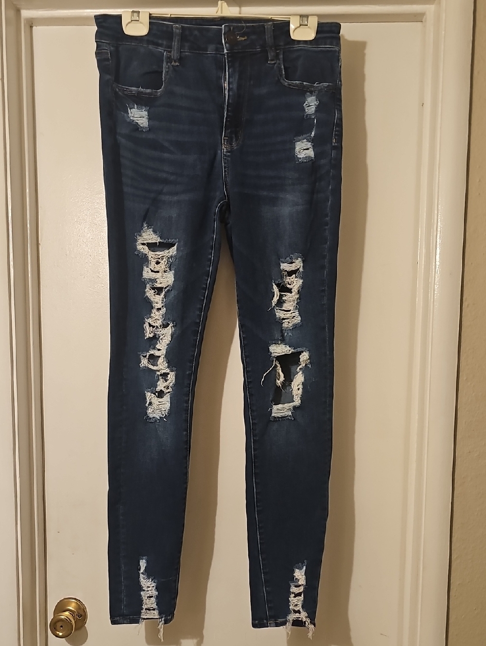 American Eagle Outfitters Distressed Skinny Jeans in Dark Blue Tote 9